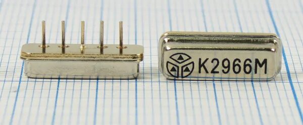 Paul brandon gilbert. Пол f m. 3д линолеум под ламинат. Выбор напольного покрытия для квартиры. Линолеум серый.