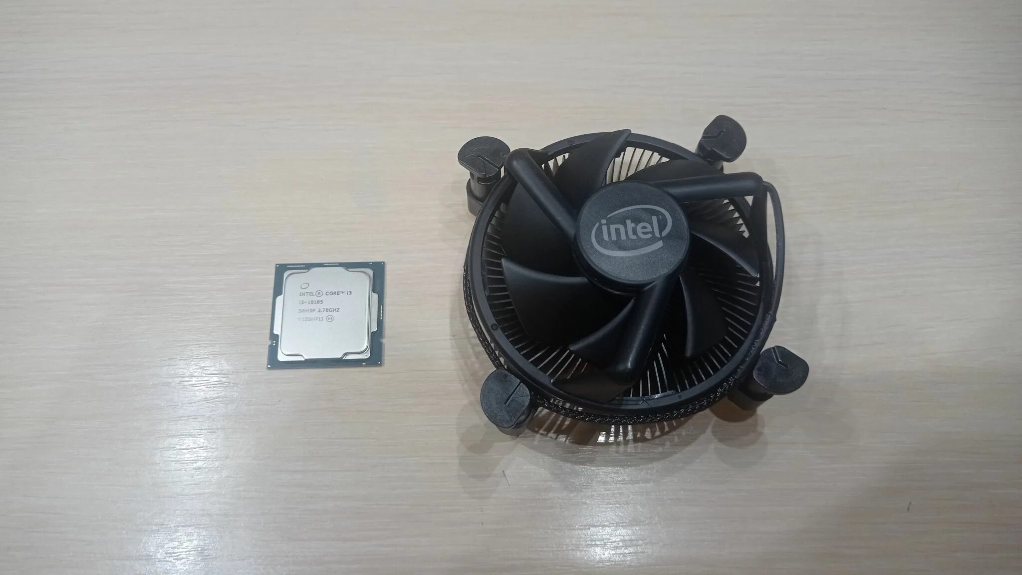I3 10105f кулер. Intel core i3-10105 box. i3 10105f. процессор intel bx8070110105f. intel core i3 6100 cpu 3.70 ghz.