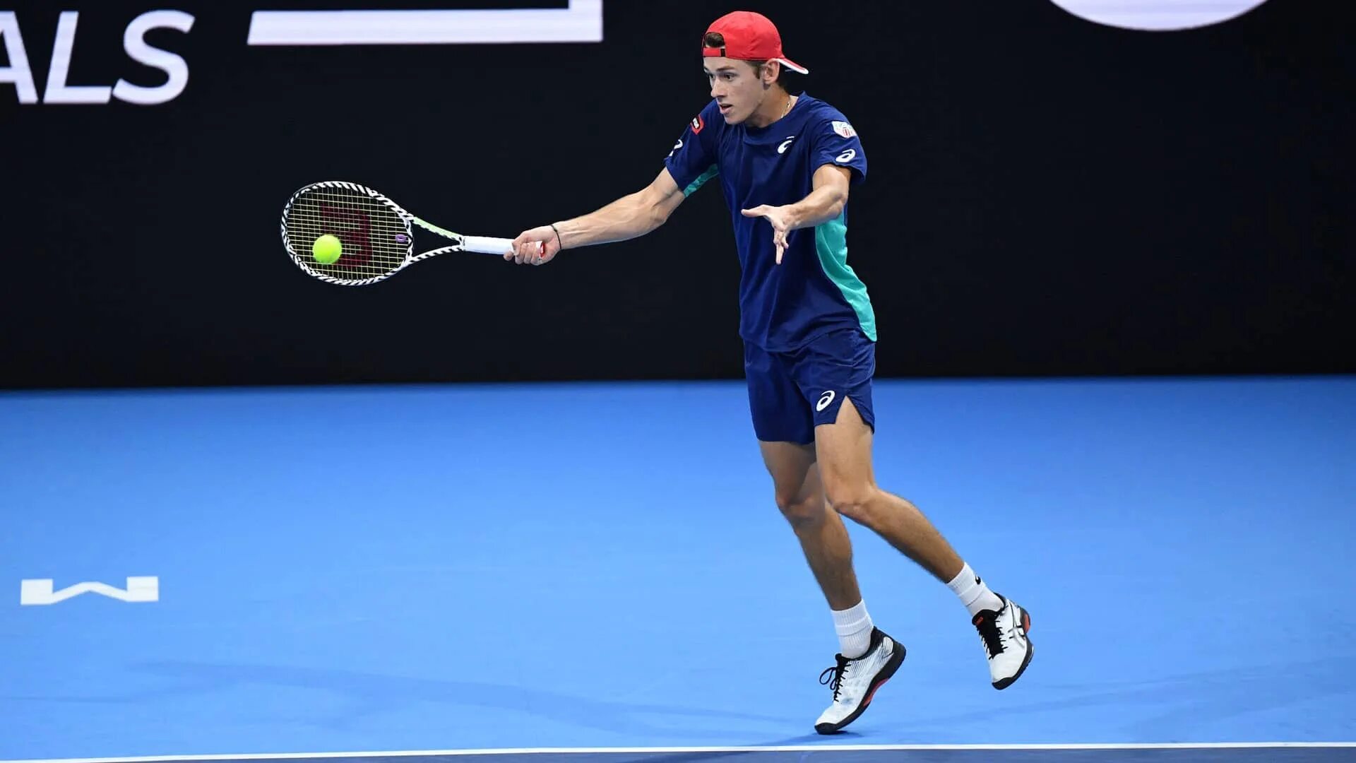 Алекс молчан австралия опен. Тейлор фриц алекс де минаур. Алекс де минор. Финал. Алекс де минор теннис.