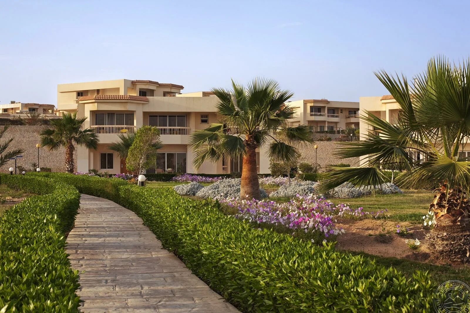Long beach resort 4