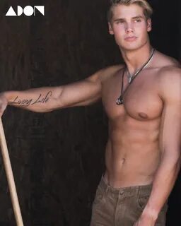 Даниэль Пейер: фотосессия с акцентом на торс Спорт и спортсмены orion-tenni...