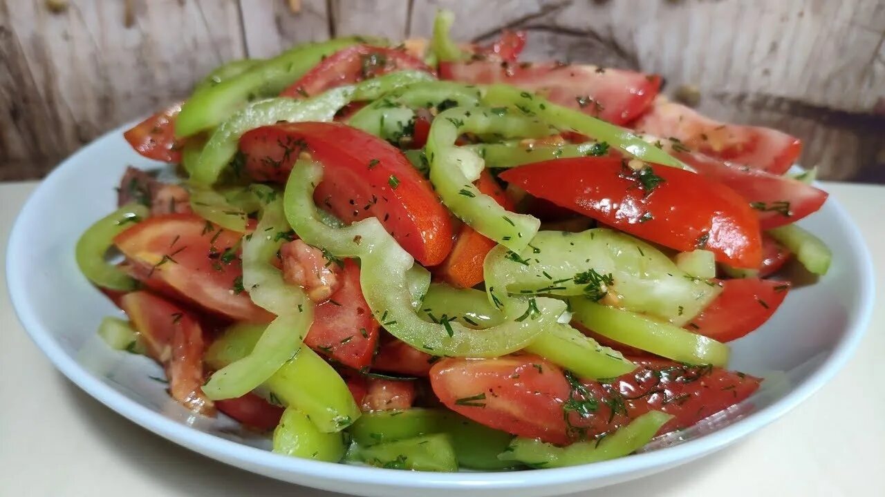 Рецепт салат помидор лук перец огурец