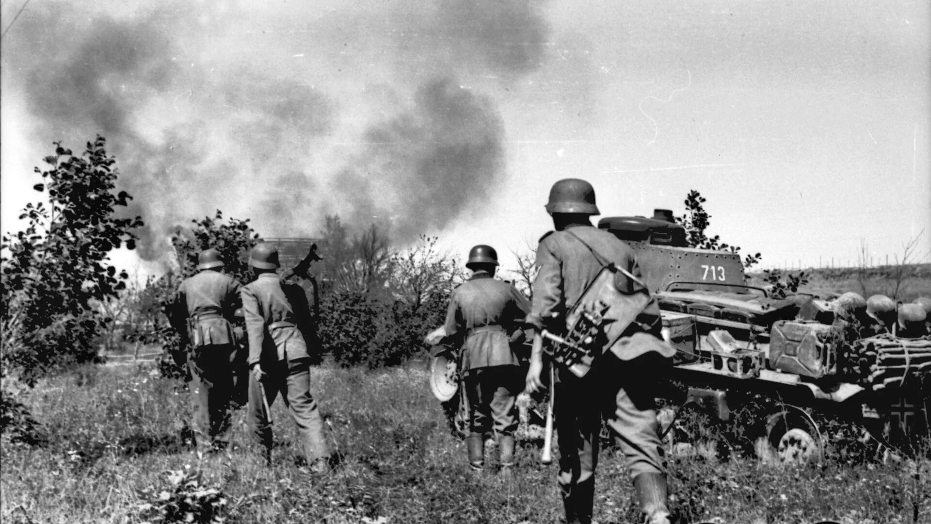 Атаковали границы советского союза. Наступление фашистов в 1941. Немецкая атака 1941. Операция Барбаросса лето 1941. Наступление немцев в 1941.