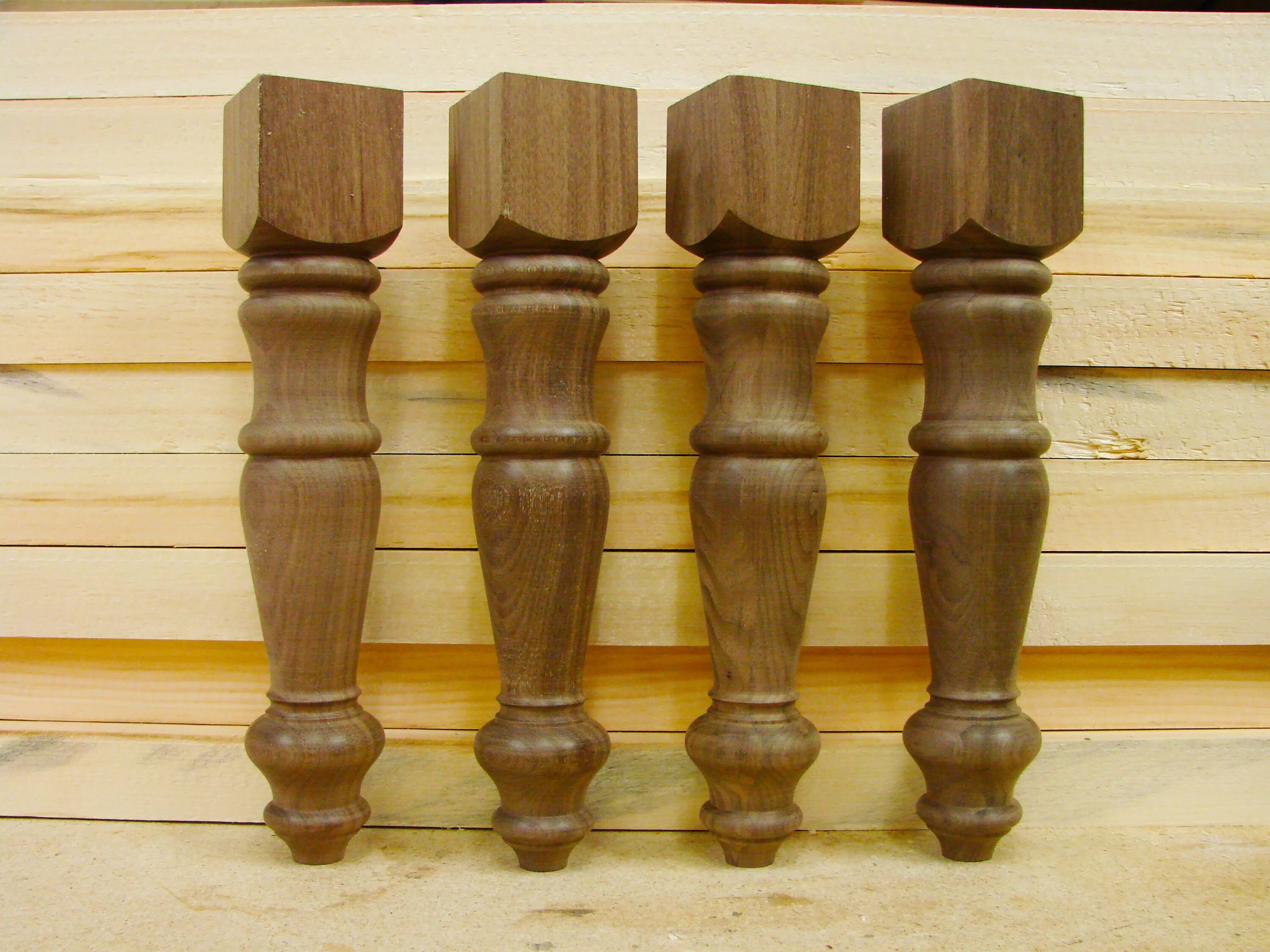 Деревянные ноги купить. Точеная мебельная ножка MN-145.2. Точеные ножки для стола. Ножки для стола деревянные. Деревянные ноги для стола.