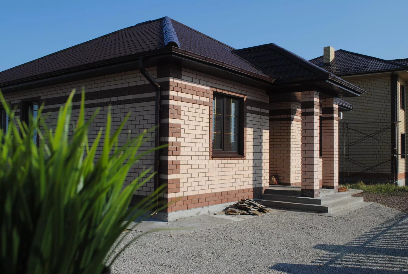 Тюмень пригород пос. Дома недорого пригород тюмени. Продается дом. Дом в тюмени. Особняки пригород тюмени.