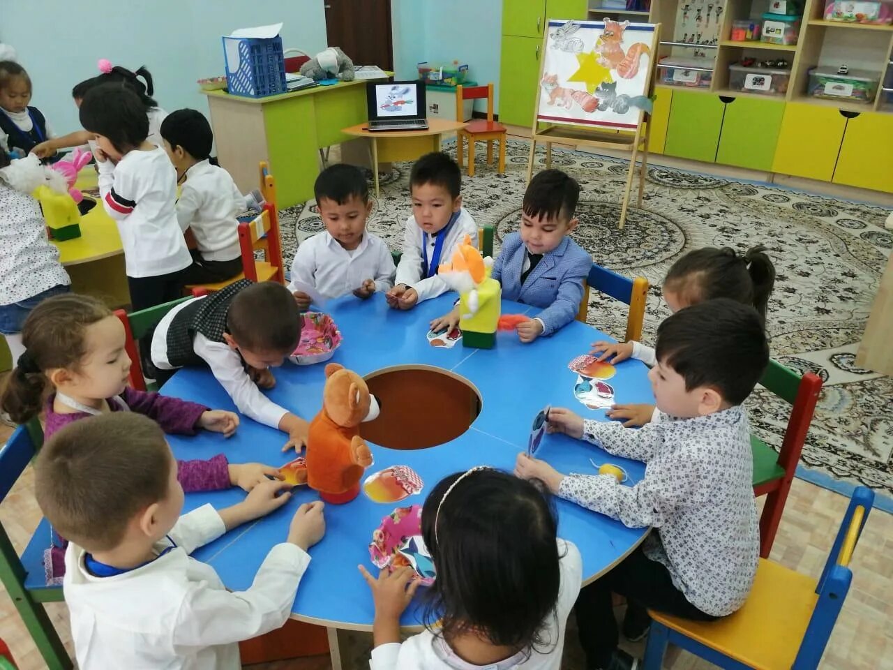 ситсен балабақша кз. тәрбиеші фото. коррекционный садик актобе. ситсен балабақша кз. ситсен балабақша кз.