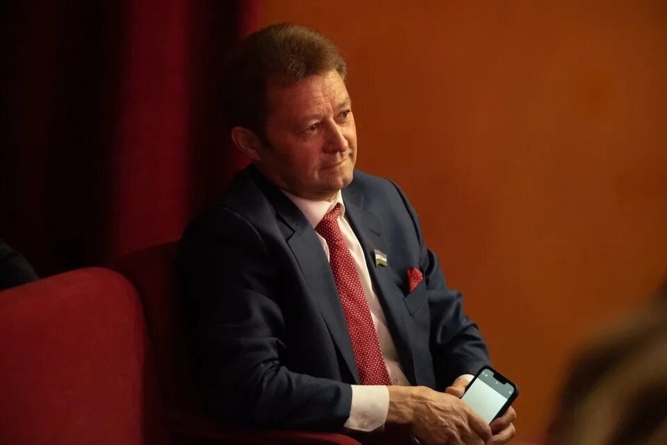Евгений Семивеличенко отчитался о работе депутатов Уфы