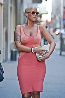 celebrity_paradise.com_TheElder_AmberRose2011_03_29_SeeninNYC4.jpg.