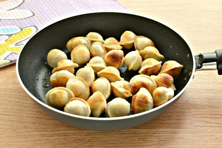 Пельмени жареные с овощами - пошаговый рецепт с фото на Повар.ру
