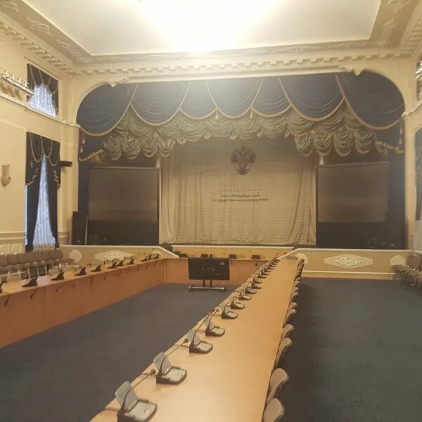 Спбгу аудитории. Спбгу зал. Колонный зал герцена. Актовый зал спбгу. Актовый зал двенадцати коллегий спбгу.
