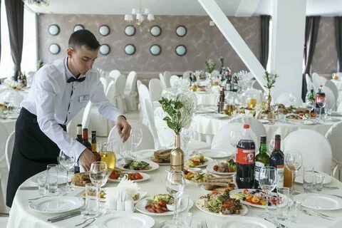 Официант в ресторан москва