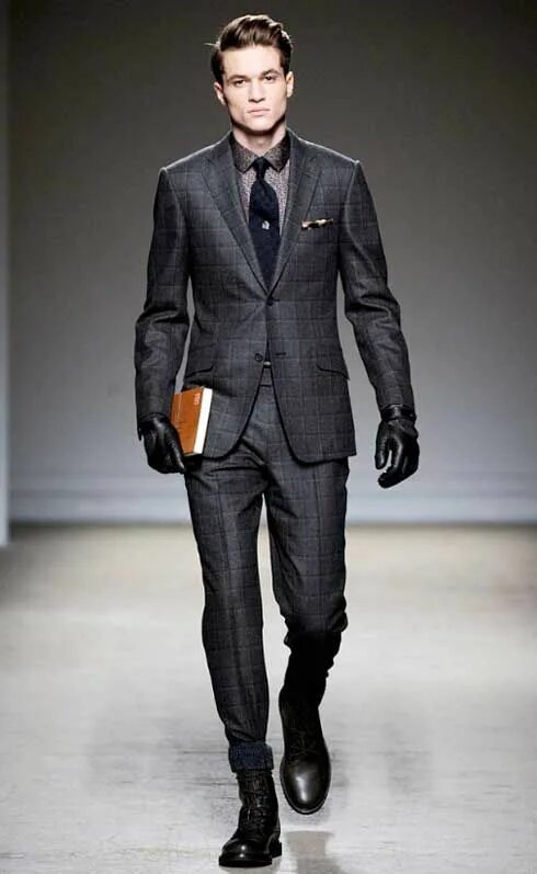 Monochrome мужская. Монохром одежда мужская. Стиль монохром в одежде мужской. Dunhill одежда. Данхилл одежда мужская.