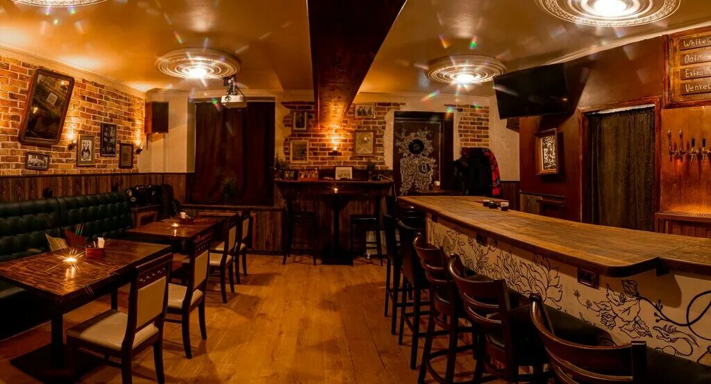The pubs москва. Олд скул паб москва. Эбби плейерс паб. Олд скул паб китай город. Фокс паб на мичуринском.