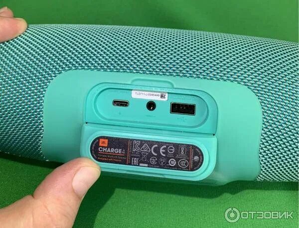 Сопряжение колонок JBL. Антенна блютуз JBL charge 4. Колонка JBL charge 4 управление. JBL charge 4 кнопки.