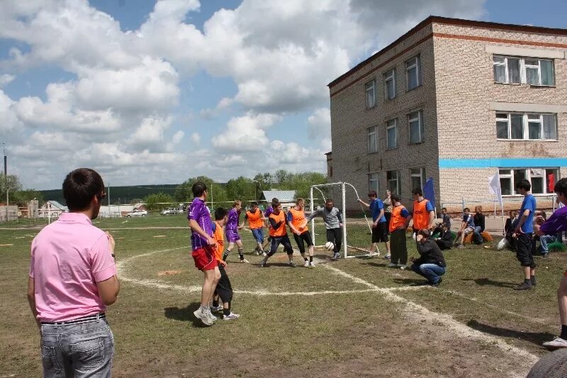 Завтра в татарске. МБОУ СОШ С Яковлевка Базарно Карабулакский район Саратовская область. МБОУ СОШ село Яковлевка Базарно Карабулакский район школа. Село Яковлевка Базарно-Карабулакский район. Яковлевка Саратовская область Базарно Карабулакский.