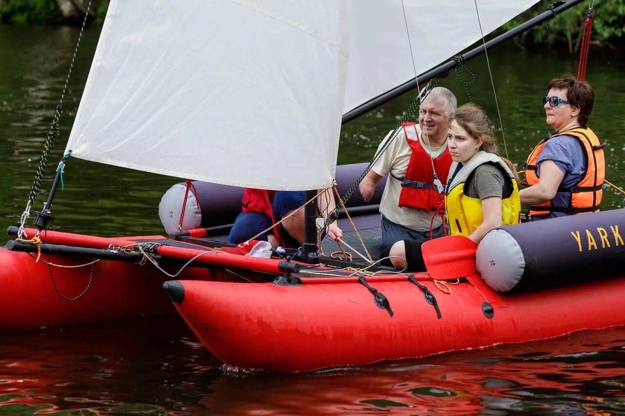 катамаран lagoon 52. яхта -катамаран "dreamcatcher". это тебе не твой катамаран. это тебе не твой катамаран. парусный катамаран тайфун.