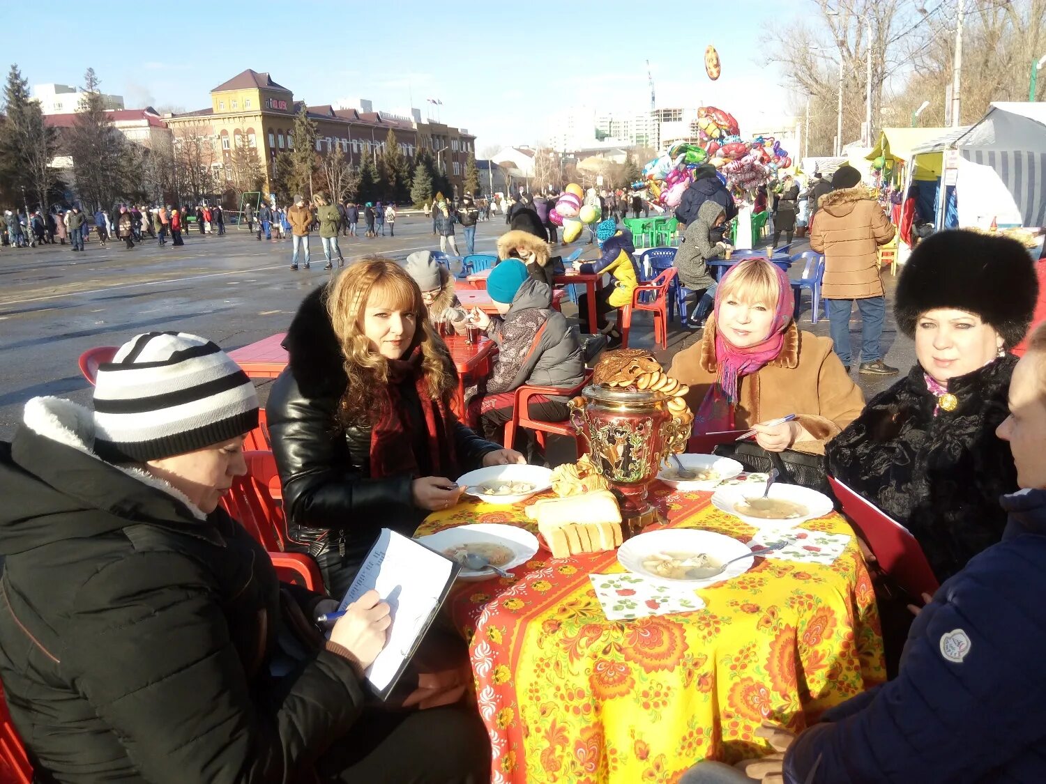 Масленица в энгельсе на площади