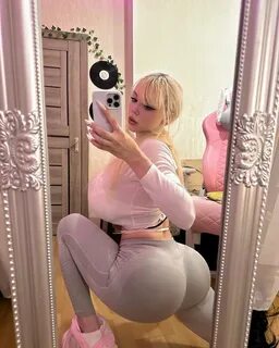 А если будет больше фоток, будет тут больше подписчиков?🙁 мне просто хочет...