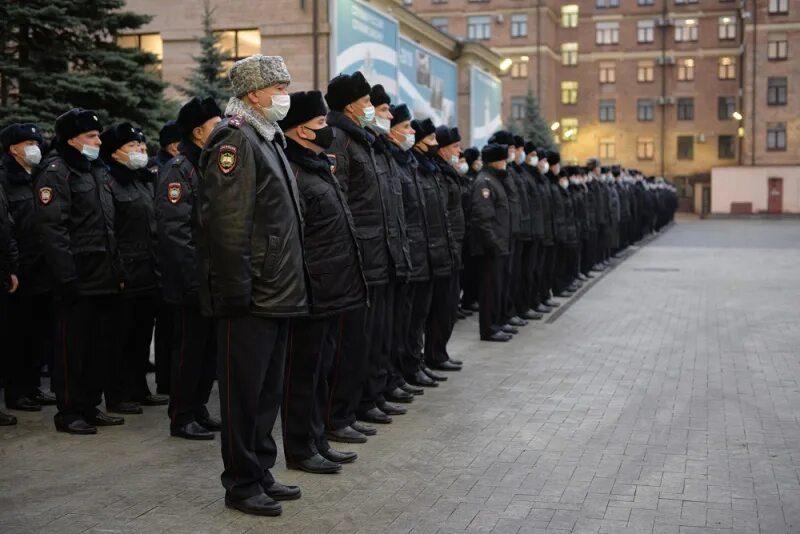 Выполнение служебных обязанностей сотрудника овд. С днем сотрудника овд. с днем сотрудника органов внутренних дел. сотрудники внутренних дел российской федерации. сотрудник органов внутренних дел рф.
