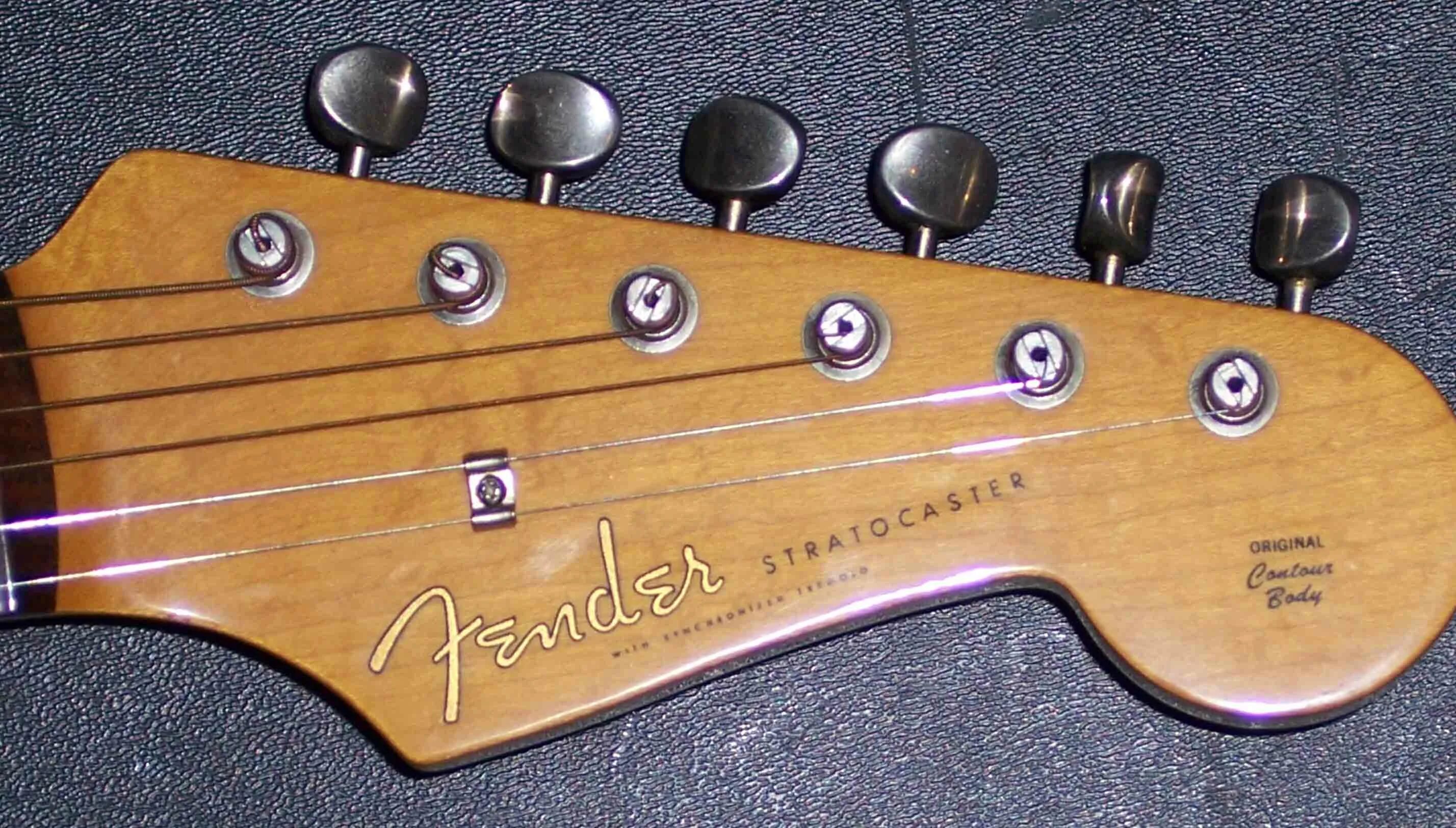 Как отличить fender