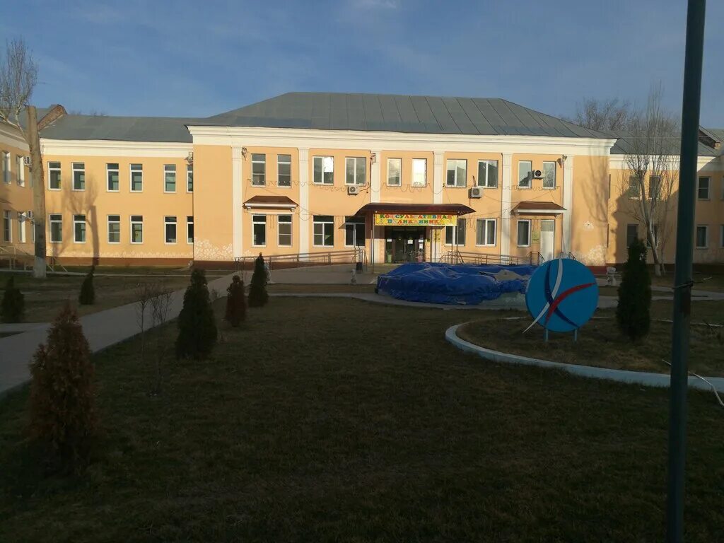 Медиков 6 астрахань детская больница. Детская больница им селищева астрахань. Одкб им силищевой астрахань сотрудники. Областная детская клиническая больница имени н н силищевой. Детская поликлиника в астрахани им силищевой.