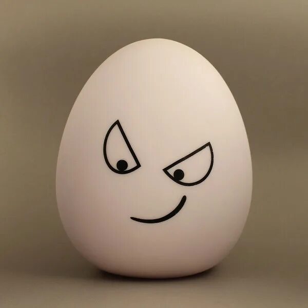 Яйцо улыбается. Удивлённо яйцо смайлик. Грустное яйцо. Удивленное яйцо. Удивленное яйцо.