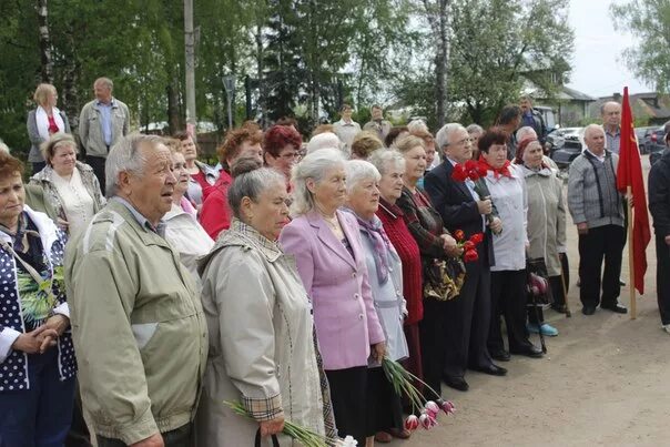 Погода смоленская область пречистое. Поселок Пречистое Ярославская область. Пречистое Первомайский район. Село Пречистое Ярославская область Первомайского района. Станция Пречистое Ярославской области.