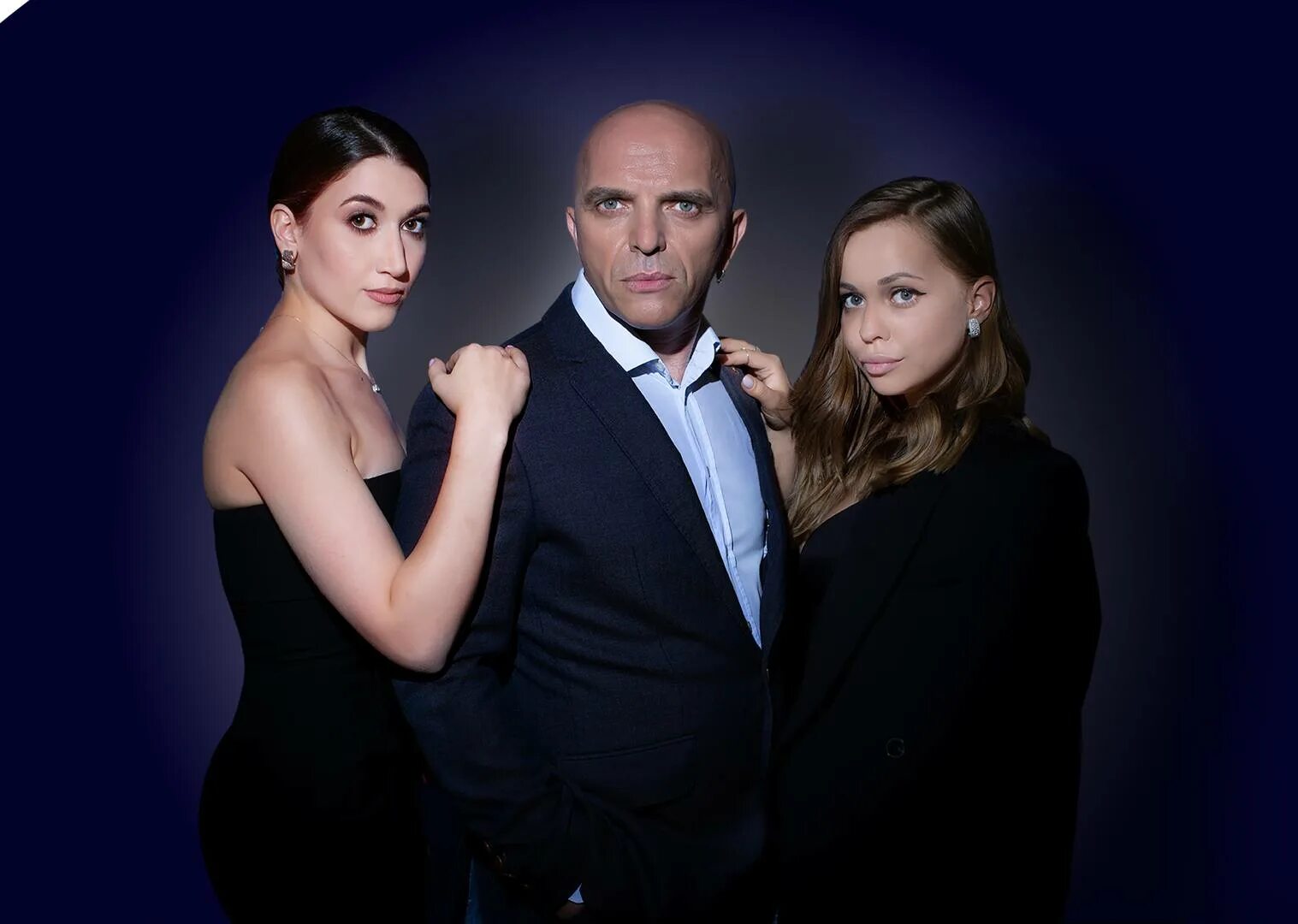 кто сейчас поет с шоуа. кто сейчас поет с шоуа. семья александра шоуа. кто сейчас поет с шоуа. певец шоуа рост.