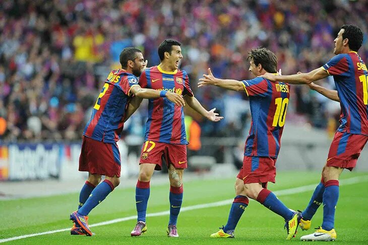 Барселона реал сосьедад. Барселона 2013. El nacional в барселоне. Fc barcelona 2022. Валенсия фото с игры с барселоной.