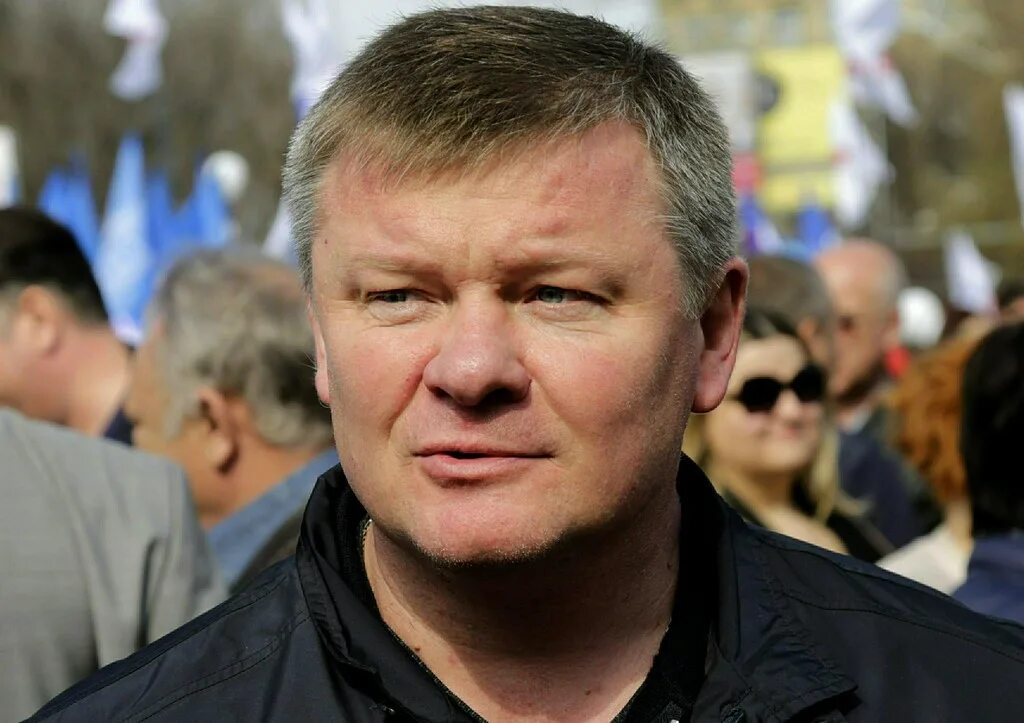 Михаил Исаев присоединился к поздравлениям Вячеслава Володина с днем рождения - 
