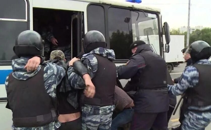 Депортировать киргизов