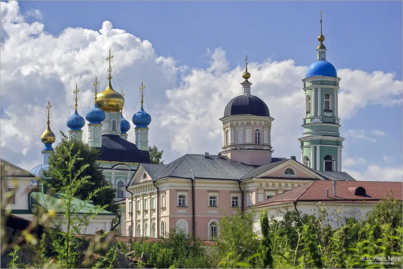Храмы пустыни монастыри