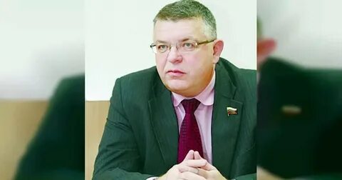 Главный врач красного креста