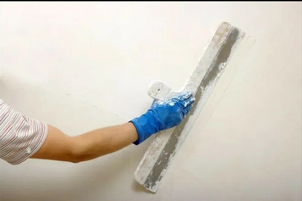 Выравнивающая штукатурка. Выравнивание стены покраску. Шпатлевание стен. Высококачественная штукатурка. Выравнивание стены покраску.