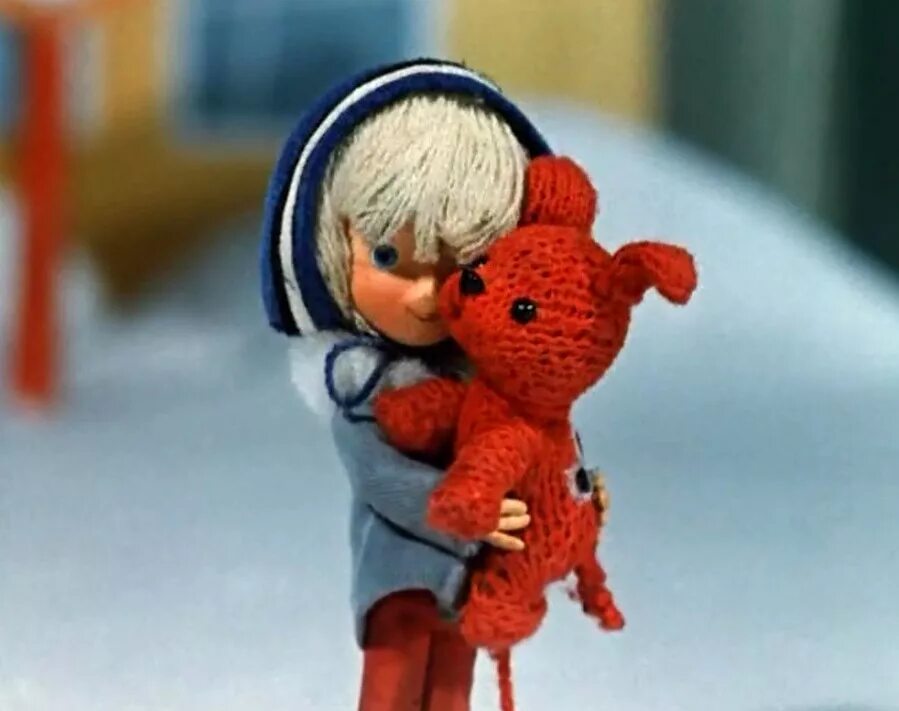 Про девочку и варежку. 1967- «варежка»- роман качанов. Варежка мультфильм 1967. Красная варежка мультфильм. Варежка союзмультфильм 1967.