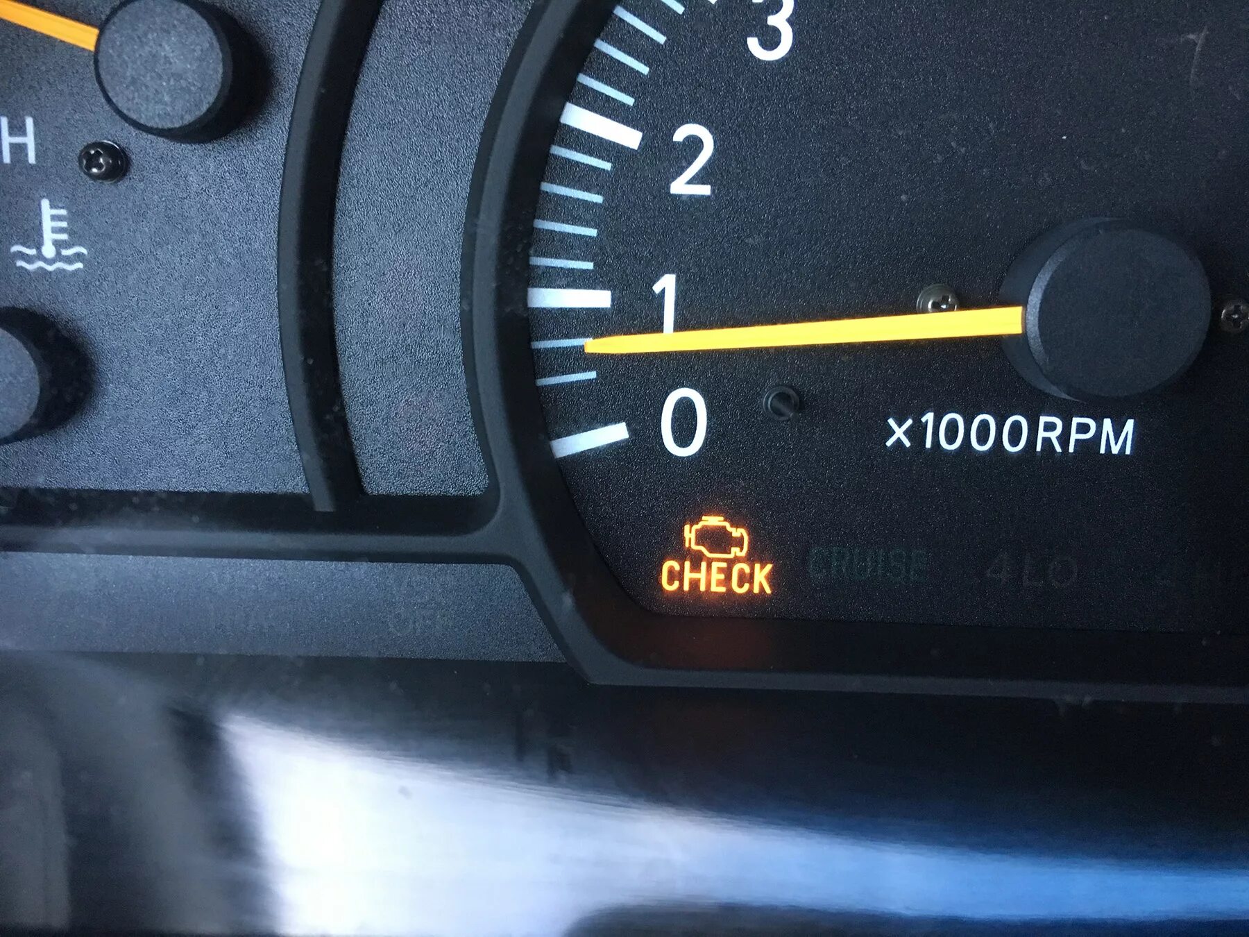 Ошибка двигателя что может быть. Check engine на панели приборов. чек энджин на панели. индикатор проверки двигателя. лампочка чек на панели приборов.