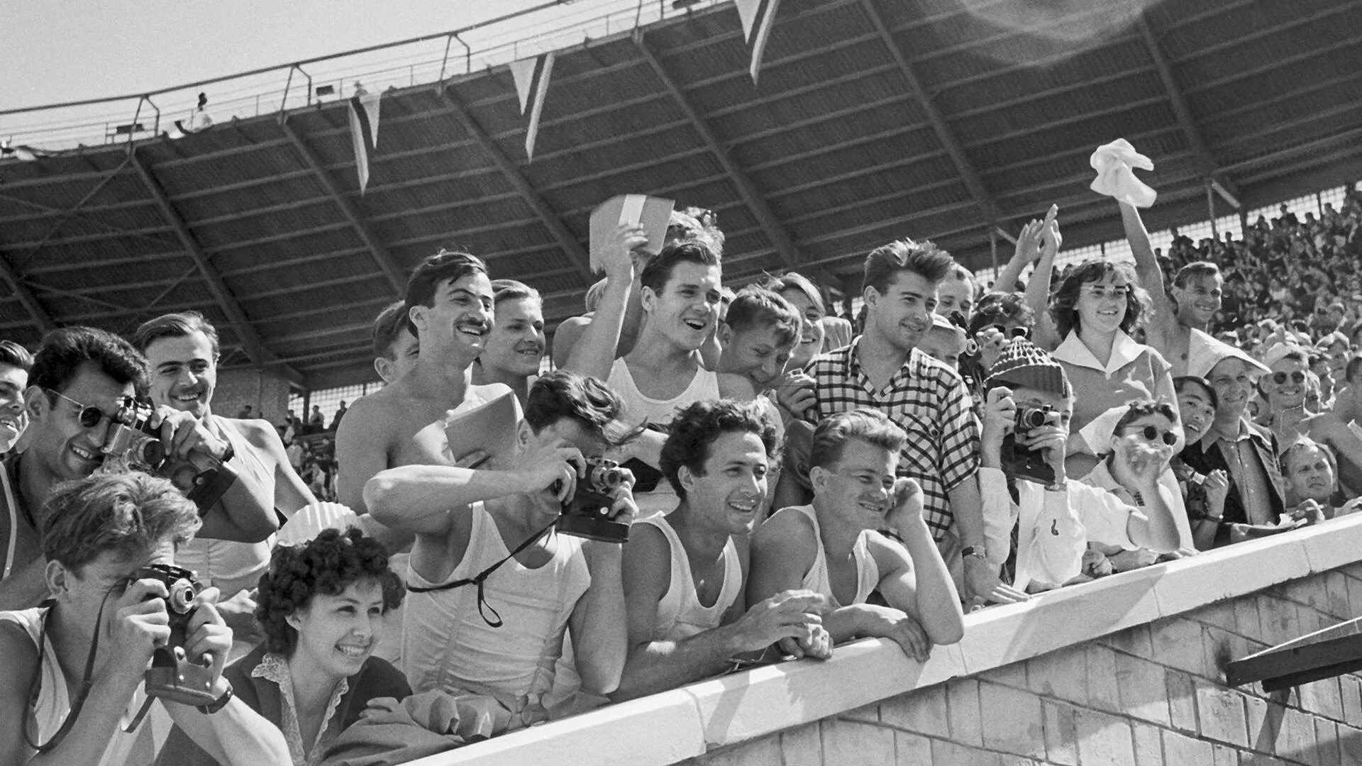 Год всемирного фестиваля молодежи в москве. ВФМС 1957. 1957 Год Всемирный фестиваль молодежи и студентов в Москве. 28 Июля 1957 года vi Всемирный фестиваль молодежи и студентов.. Vi фестиваль, Москва 1957.