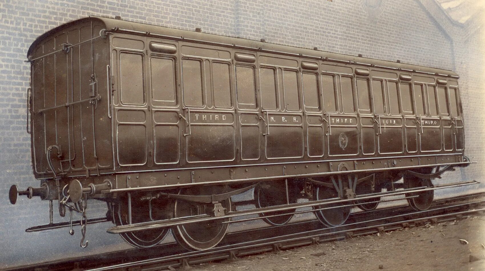 Прицепить вагон к поезду. Carriage вагон. Вагоны 19 века. Вагон третьего класса. Корпус вагона.