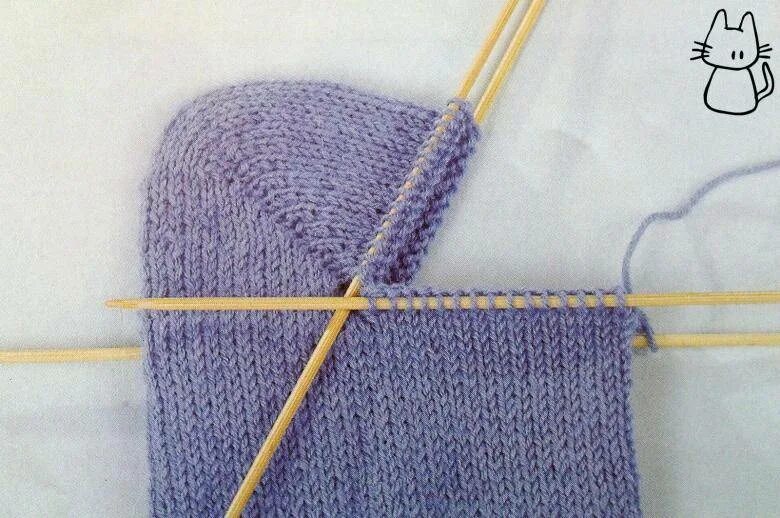 Пятка бумеранг спицами видео для начинающих. Пятка бумеранг спицами видео для начинающих. Пятки спицами. Пятка бумеранг спицами видео для начинающих. Вязание спицами носки пятка бумеранг.