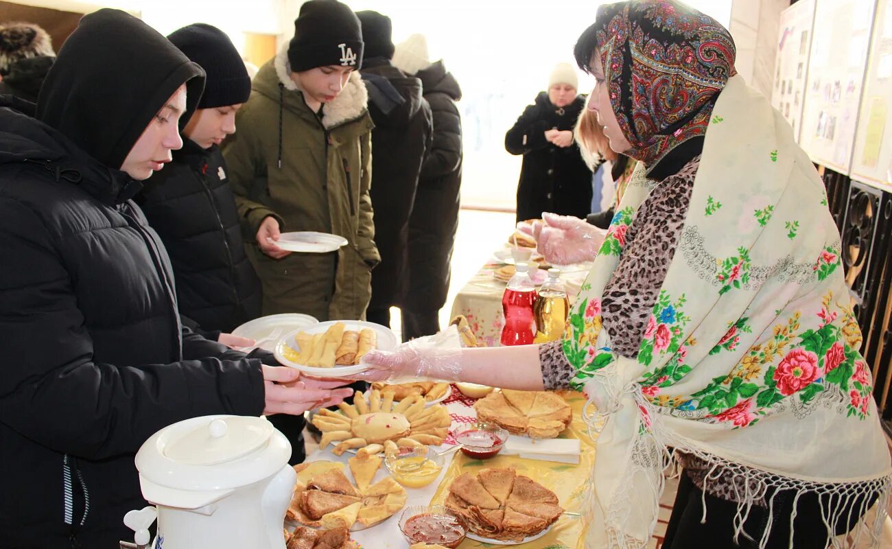 Веселуха на Масленицу. Масленица представление. Масленица на красной площади. Красная площадь Масленица сегодня. Масленица на красной площади 2024 программа