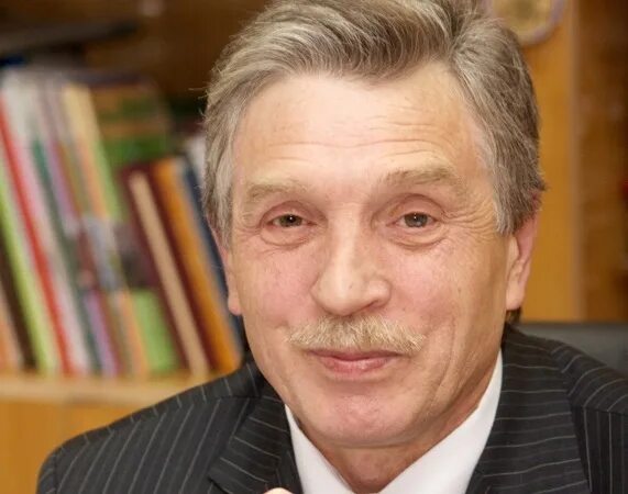 Ректор сельхозакадемии. Терентьев сергей евгеньевич смоленск сельхозакадемия. Любимов ректор ижгсха. Комин андрей эдуардович уссурийск. Врио ректора сельхозакадемии смоленск.