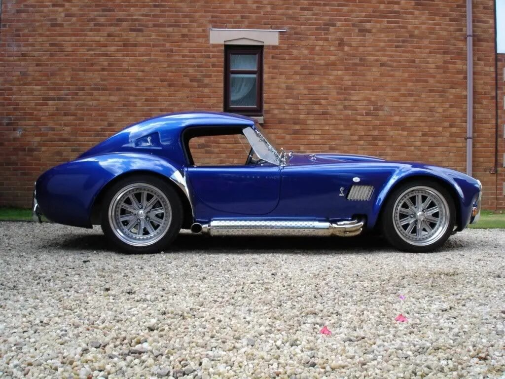 Sherhan shelby cobra. Ac cobra 427. шелби кобра 427. shelby cobra hardtop. шелби кобра 427 с крышей.