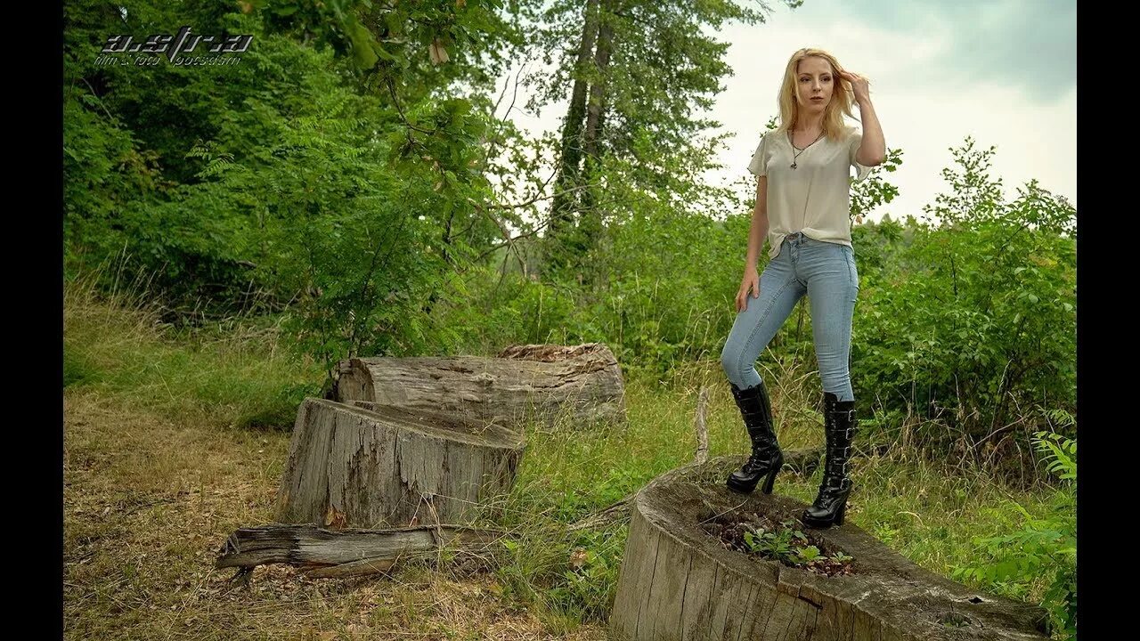 Wet jane. Джейн де вет. Джейн де вет стража. Jayne wetting. Perfect wetlook jane.