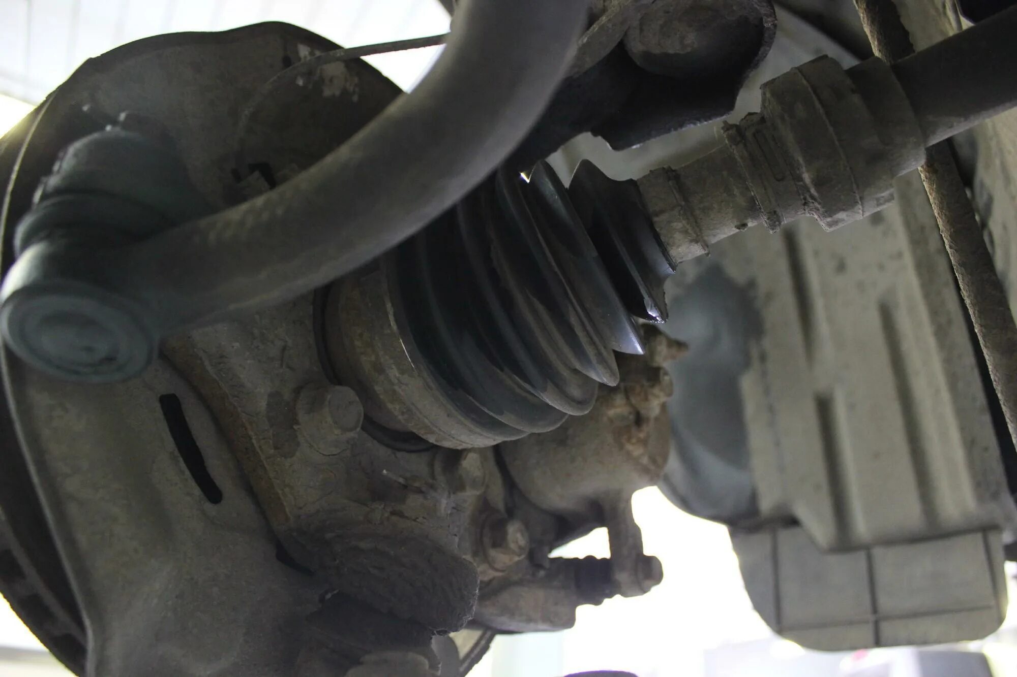 замена пыльника рав 4. пыльник наружнего правого шруса машины. замена шруса тойота аурис 2007. замена пыльника рав 4. замена пыльника рав 4.