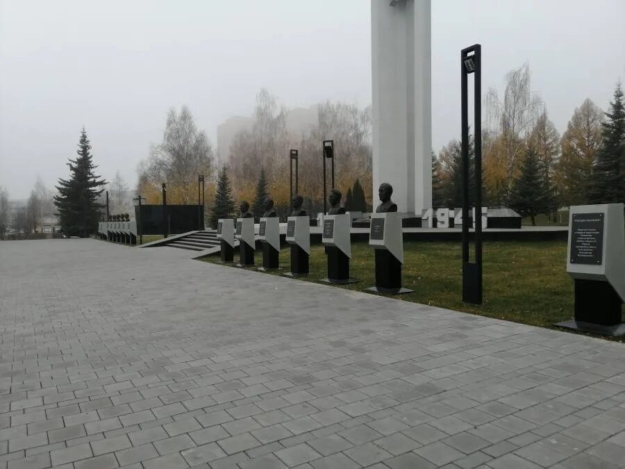 Тихая аллея 13 нижнекамск. Тихая аллея нижнекамск. Тихая аллея 13 нижнекамск. Школьный бульвар нижнекамск. Набережная улица нижнекамск.