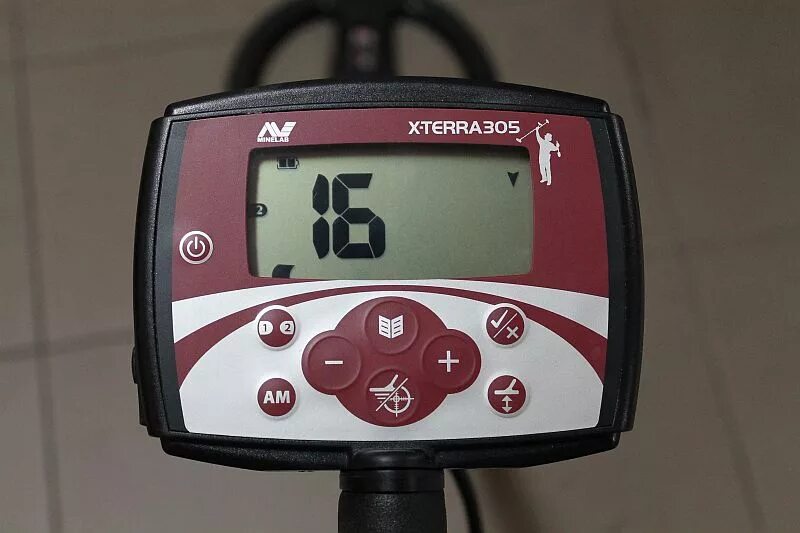 Minelab x terra купить. X Terra 350 металлоискатель. Х Терра 305. Металлоискатель х Терра 305 аналоги. Минелаб х Терра 75 отключается.