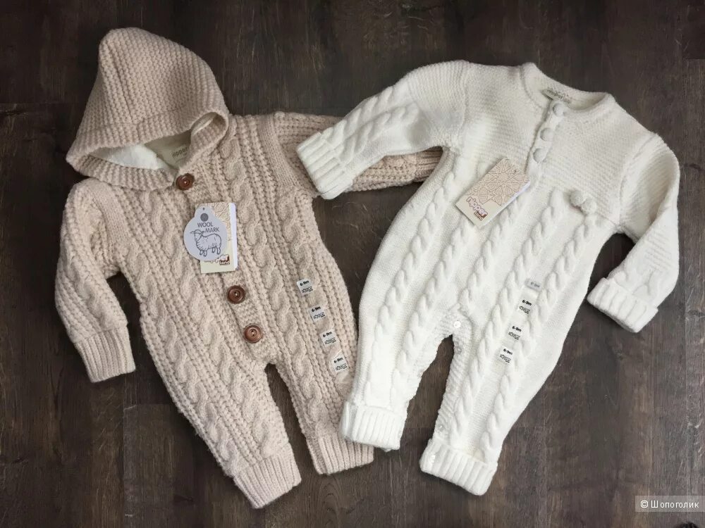 Комбинезон на 6 9 месяцев. Одежда для малышей. Комбинезон детский спицами на 6-9 месяцев. Архив. Младенец в костюме.