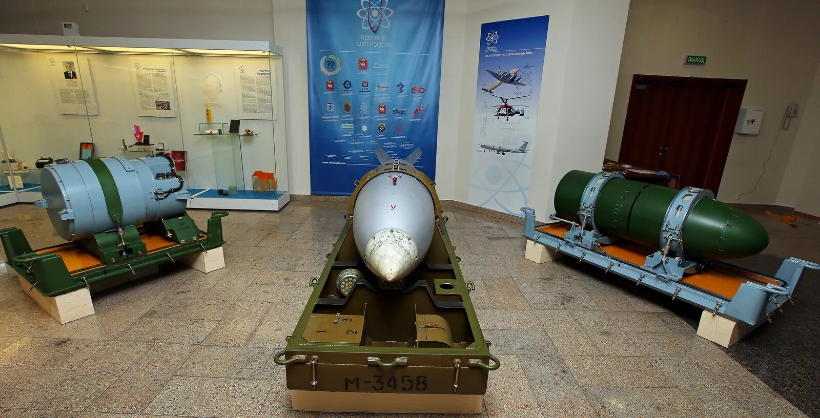 факультет ядерного вооружения серпухов. лаврентий берия атомная бомба. создатели ракетно-ядерного щита ссср и россии. ракета ур-100. испытание советской атомной бомбы 1949.