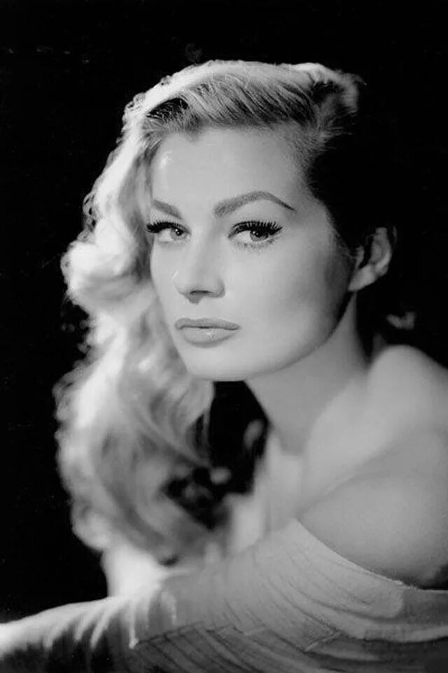 Anita ekberg. Anita ekberg. Бетти экберг. Anita ekberg 1956. Anita ekberg.