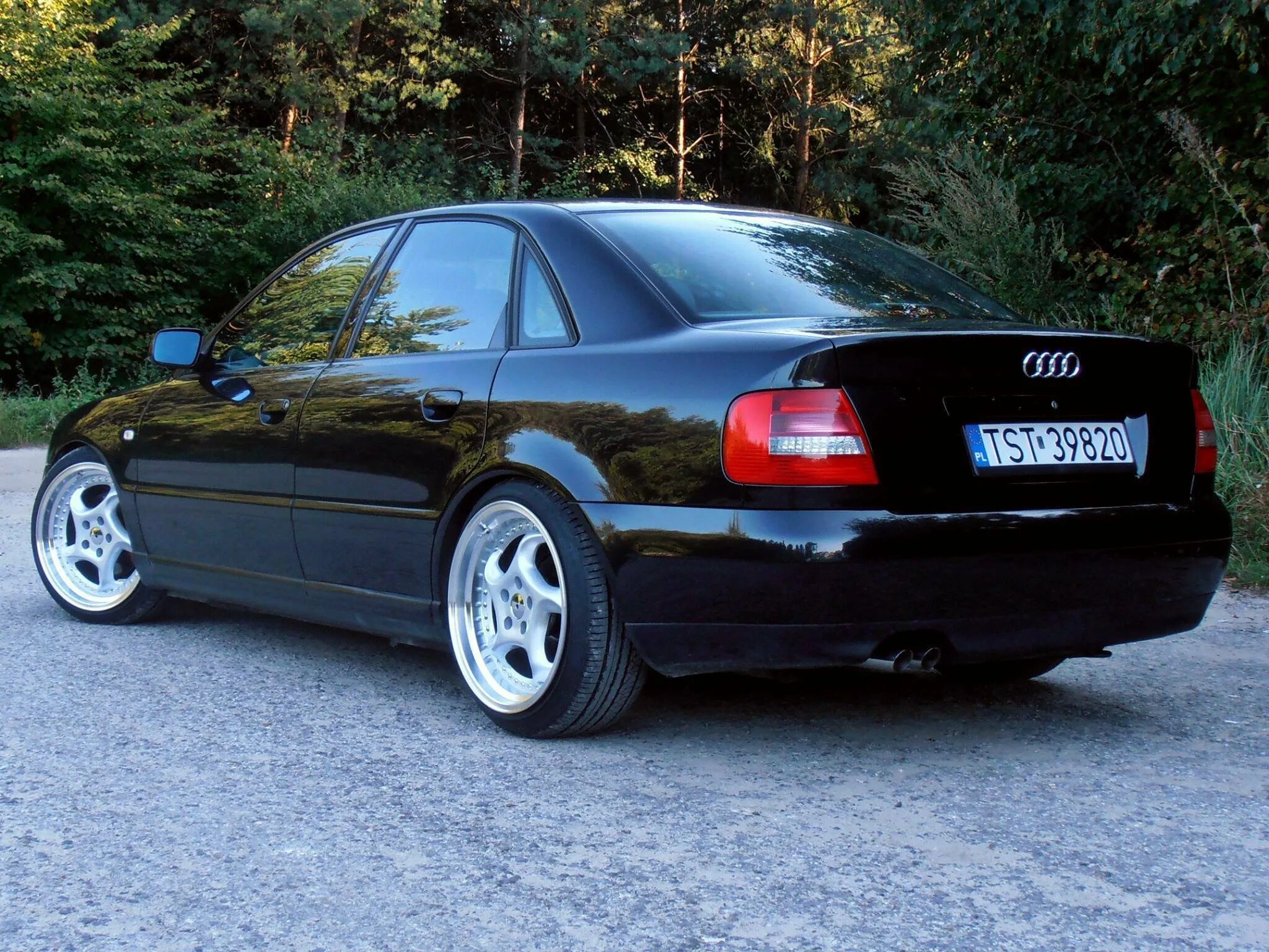 93 b 5. Audi a4 b5 Tuning. Ауди а4 б5 черная. Audi a4 b5 [1995-2001. Audi a4 b5 на стиле.